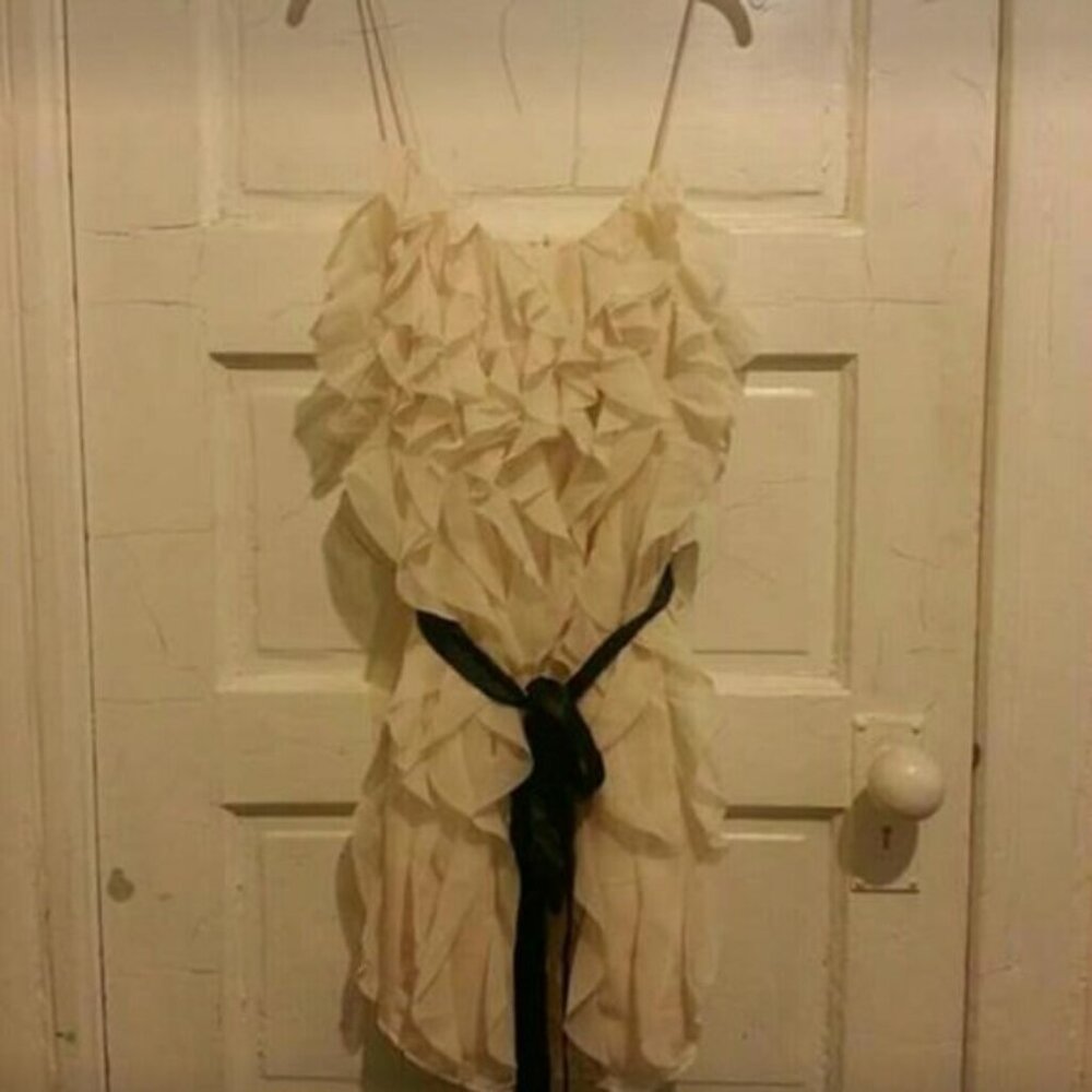 BRAND NEW/NEVER WORN - TAGS ATTACHED